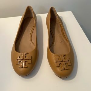 Tory Burch tan flats